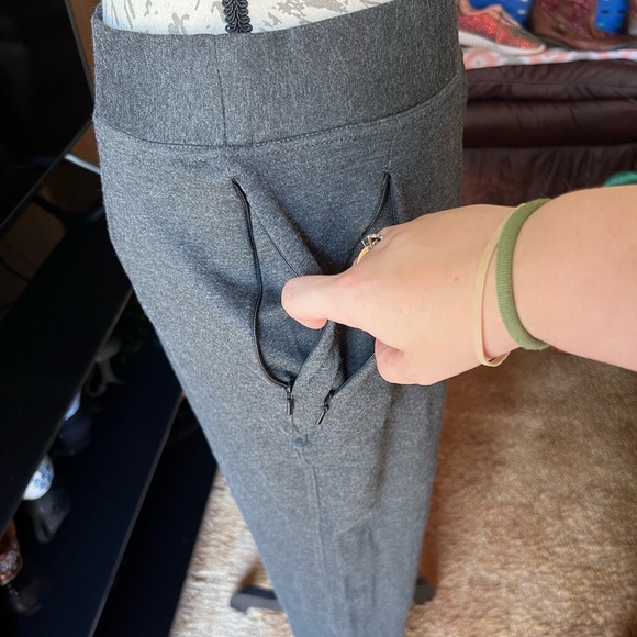 Duluth Trading Co Women's Size Small x 33 Gray Pull on Pant Rayon Blend Ponte. - Picture 12 of 16